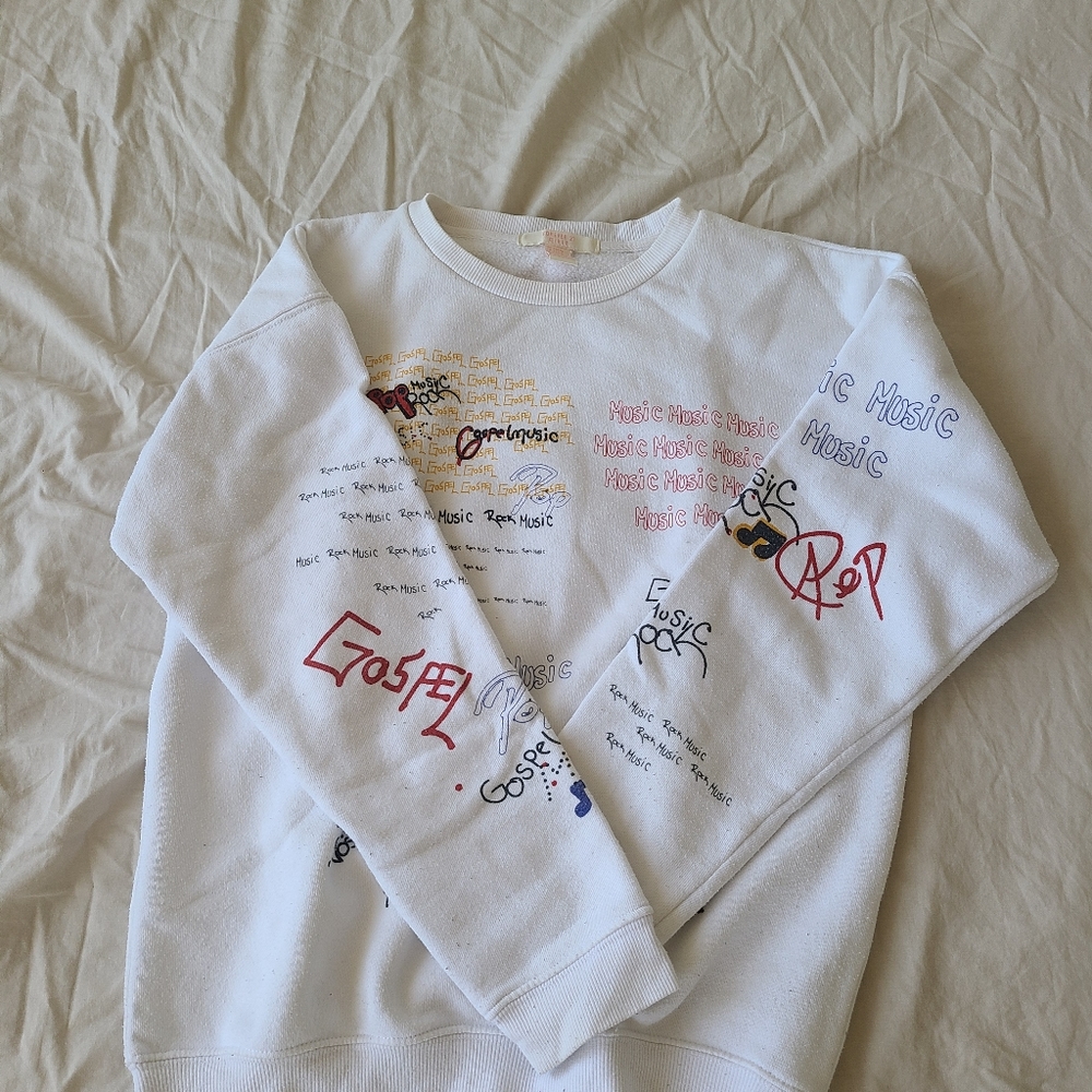 GRAPHIC WHITE SWEATER SWEATSHURT CREWNECK